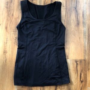 Black Lulu lemon tank